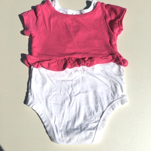 Rainbow Cloud Crop Top Onesie Size 3-6 Months Pink White - Picture 5 of 5